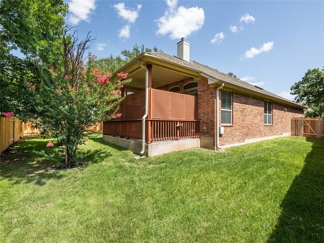 Building Photo - 15620 Echo Hills Dr