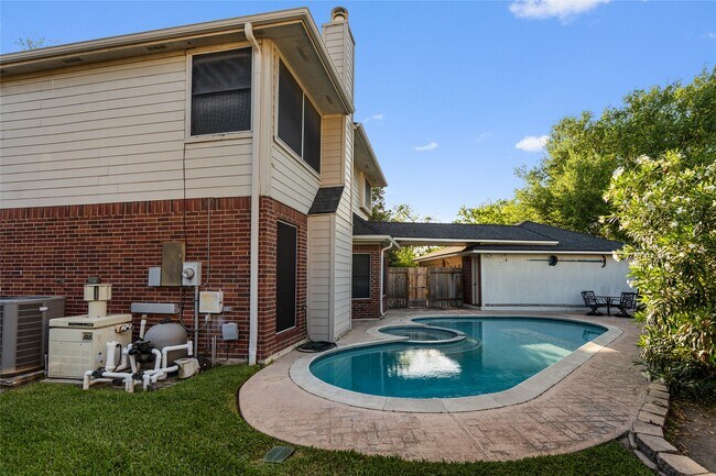 Building Photo - 16534 Lacey Ln