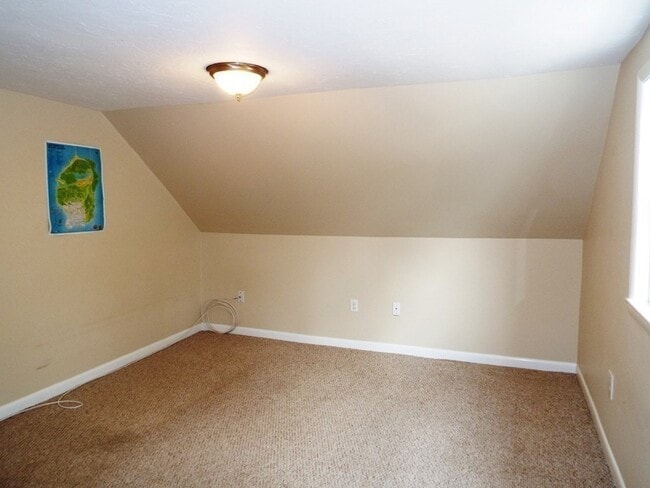 Building Photo - 60 Alpine Pl