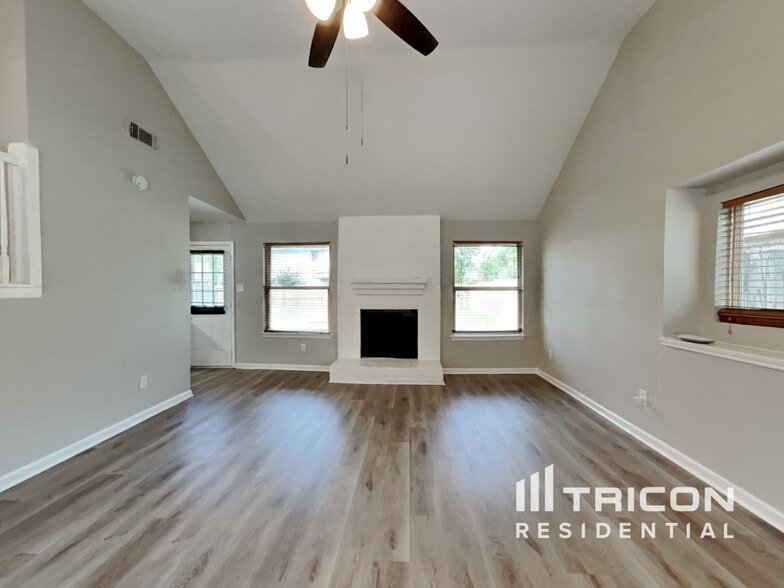 Building Photo - 19923 Timber Forest Dr