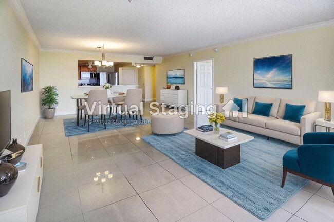 Building Photo - 2500 Parkview Dr