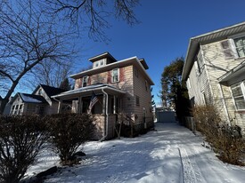 Building Photo - 248 Rand St