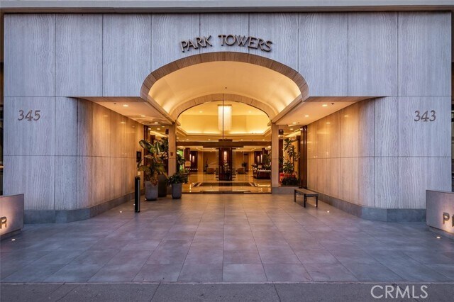 Building Photo - 345 Pioneer Dr