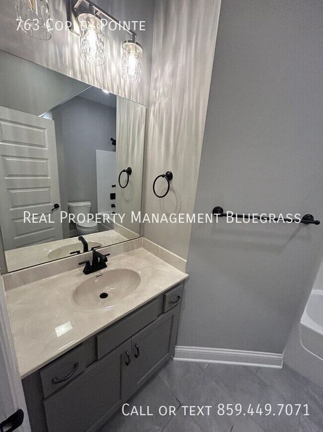 Building Photo - 763 Copley Pointe Dr