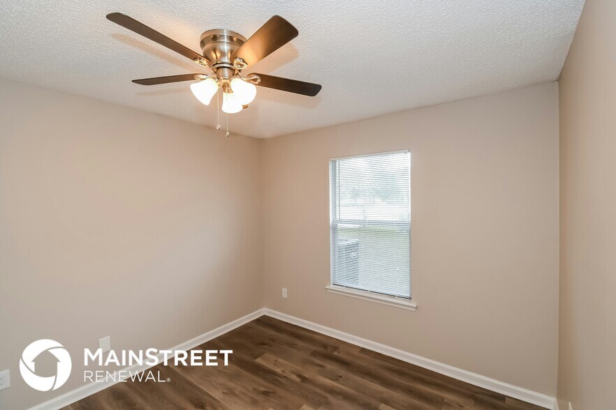 Building Photo - 1517 Slash Pine Ct