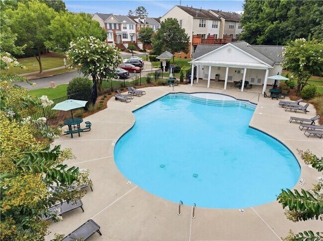 Building Photo - 1317 Thornborough Dr