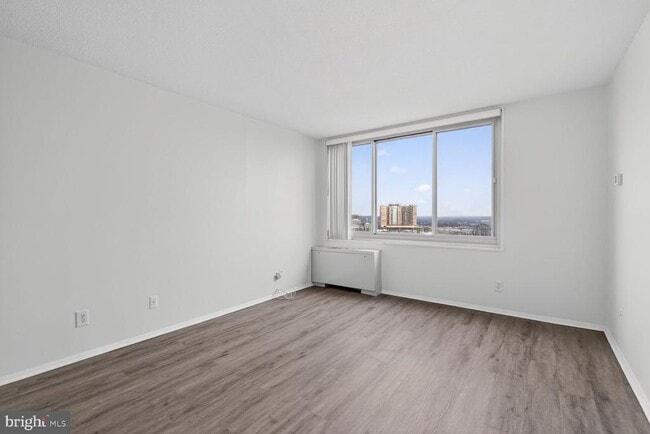 Building Photo - 11801 Rockville Pike