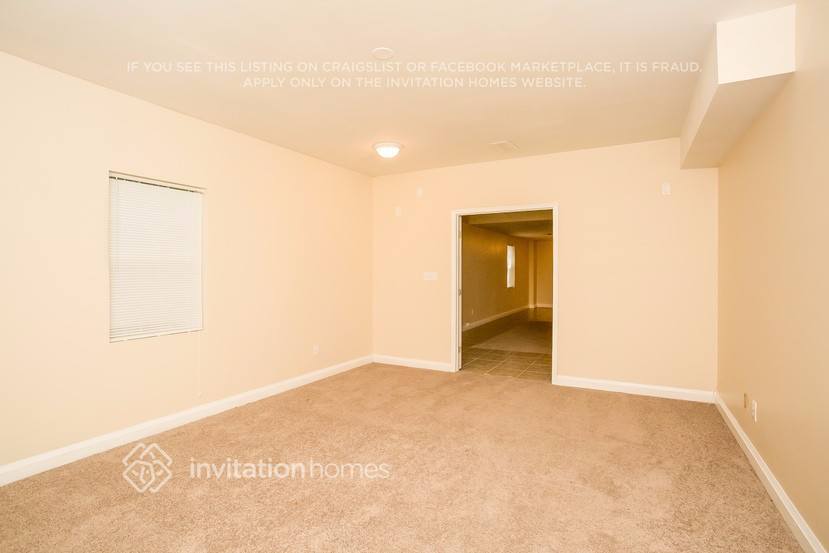 Building Photo - 270 Princeton Way