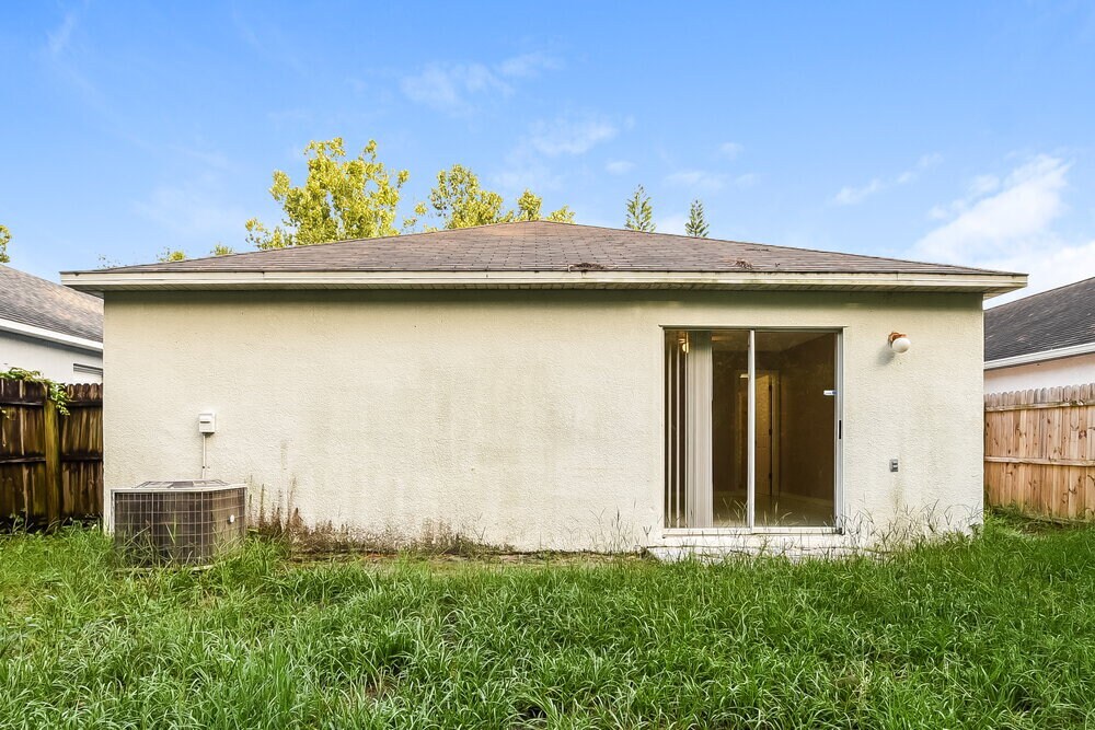 Building Photo - 160 Gleason Cove