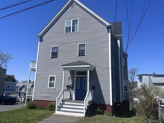 Building Photo - 73 High Rock St