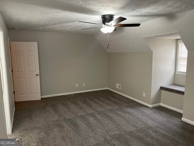 Building Photo - 859 Park Pl NE