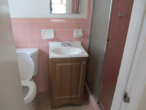 Building Photo - Don’t Miss Out! Look, Lease, and Live Spec...