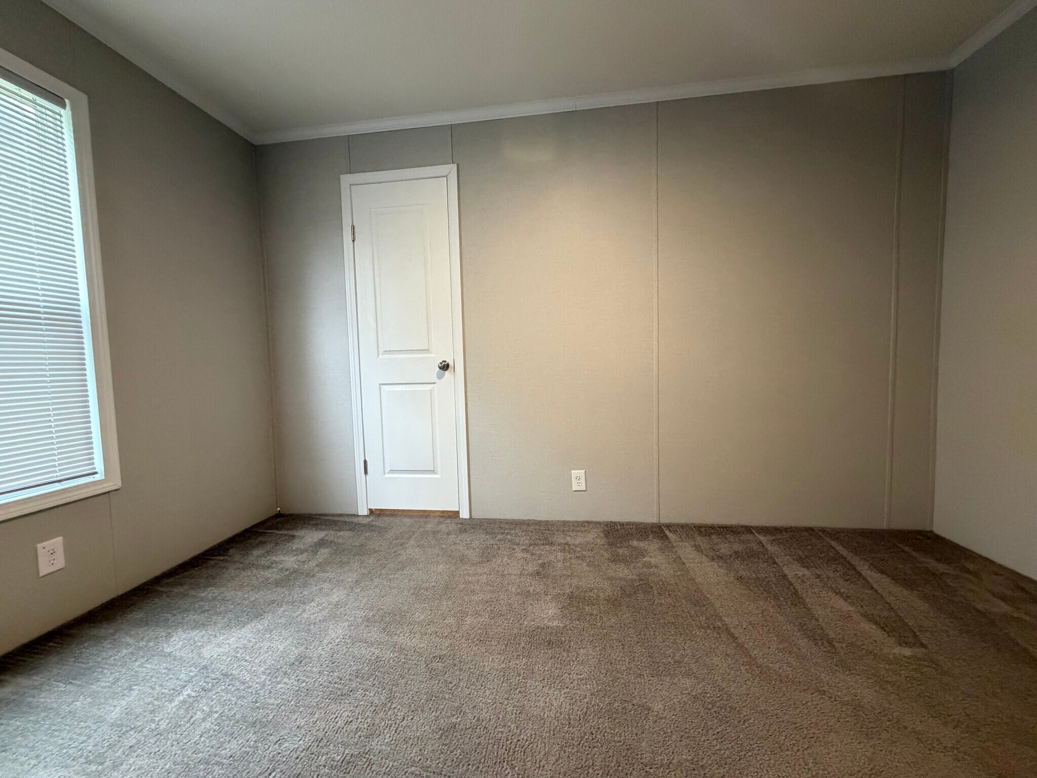 Building Photo - 1539 Huron Ct