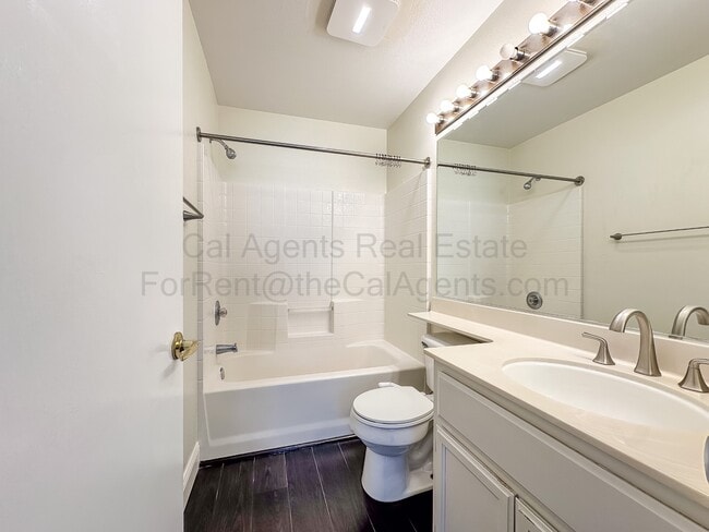 Building Photo - 2146 Sand Dollar Dr