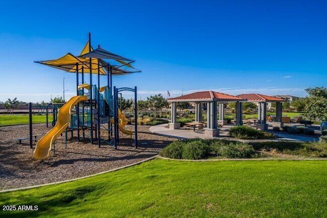 Building Photo - The Harlow in La Mira Discovery Collection