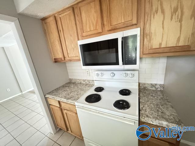 Building Photo - 2713 Clayton Dr NW