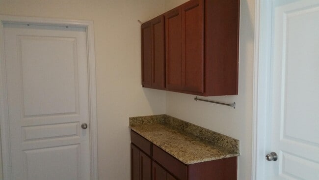 Building Photo - 10206 Alamosa Ln