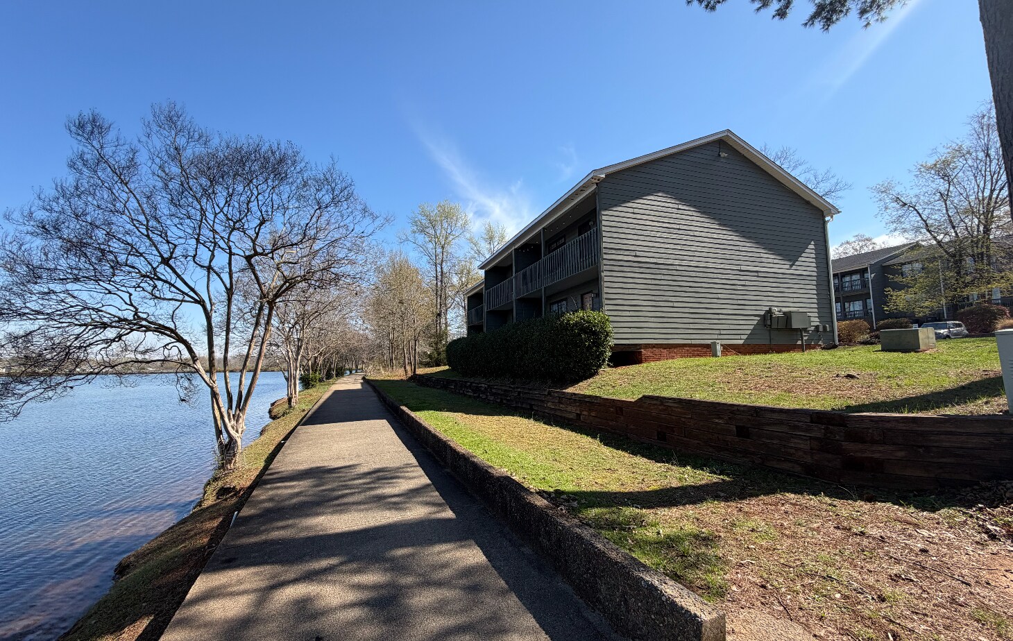 Building Photo - 581 Starlight Dr