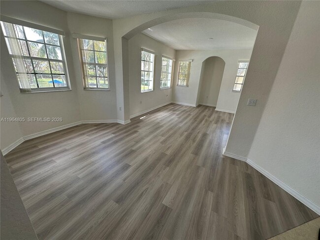 Building Photo - 506 Belmont Ln