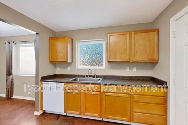 Building Photo - 11204 Miravista Pl SE
