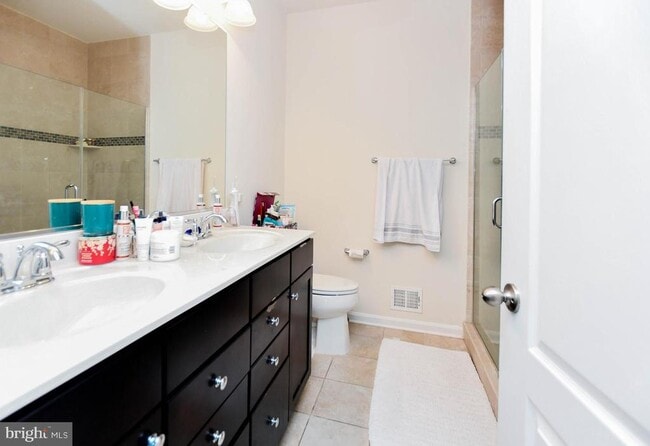 Building Photo - 608 Parkside Pl NE