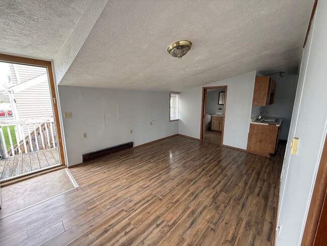 Building Photo - 210 S 18th St