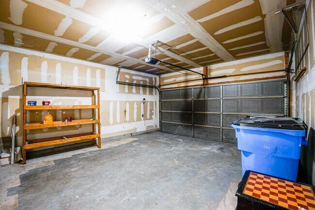 Building Photo - 801 Cisco Valley Cv