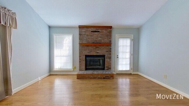 Building Photo - 6902 Persimmon Pl