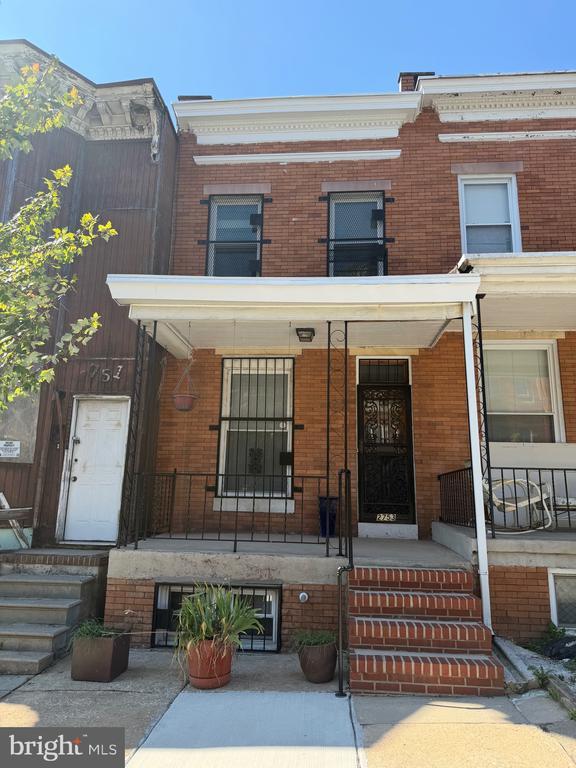 Building Photo - 2753 Rayner Ave