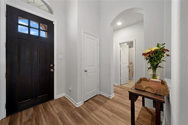 Building Photo - 16521 Garden Dr