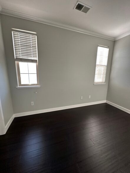 Building Photo - 6088 Old Quarry Loop