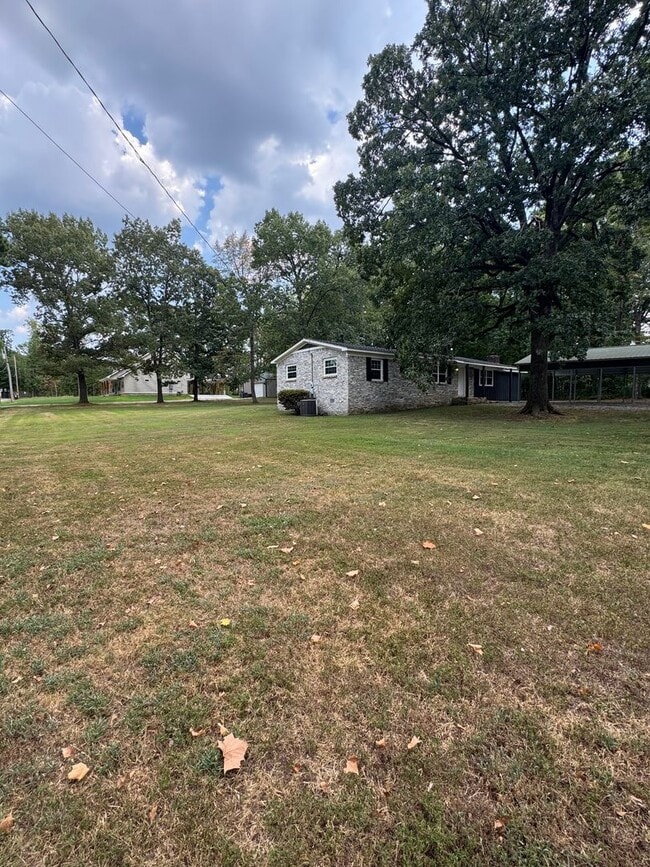 Building Photo - 2806 Hurricane Lake Rd