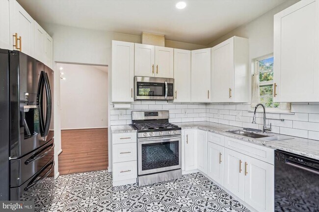 Building Photo - 4138 Fountainside Ln