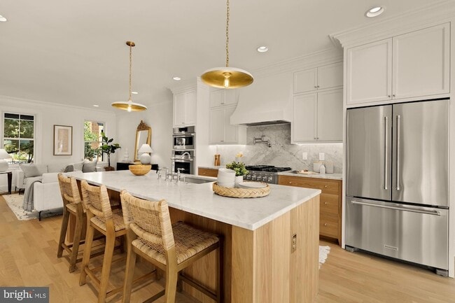 Building Photo - 4830 8th St NW