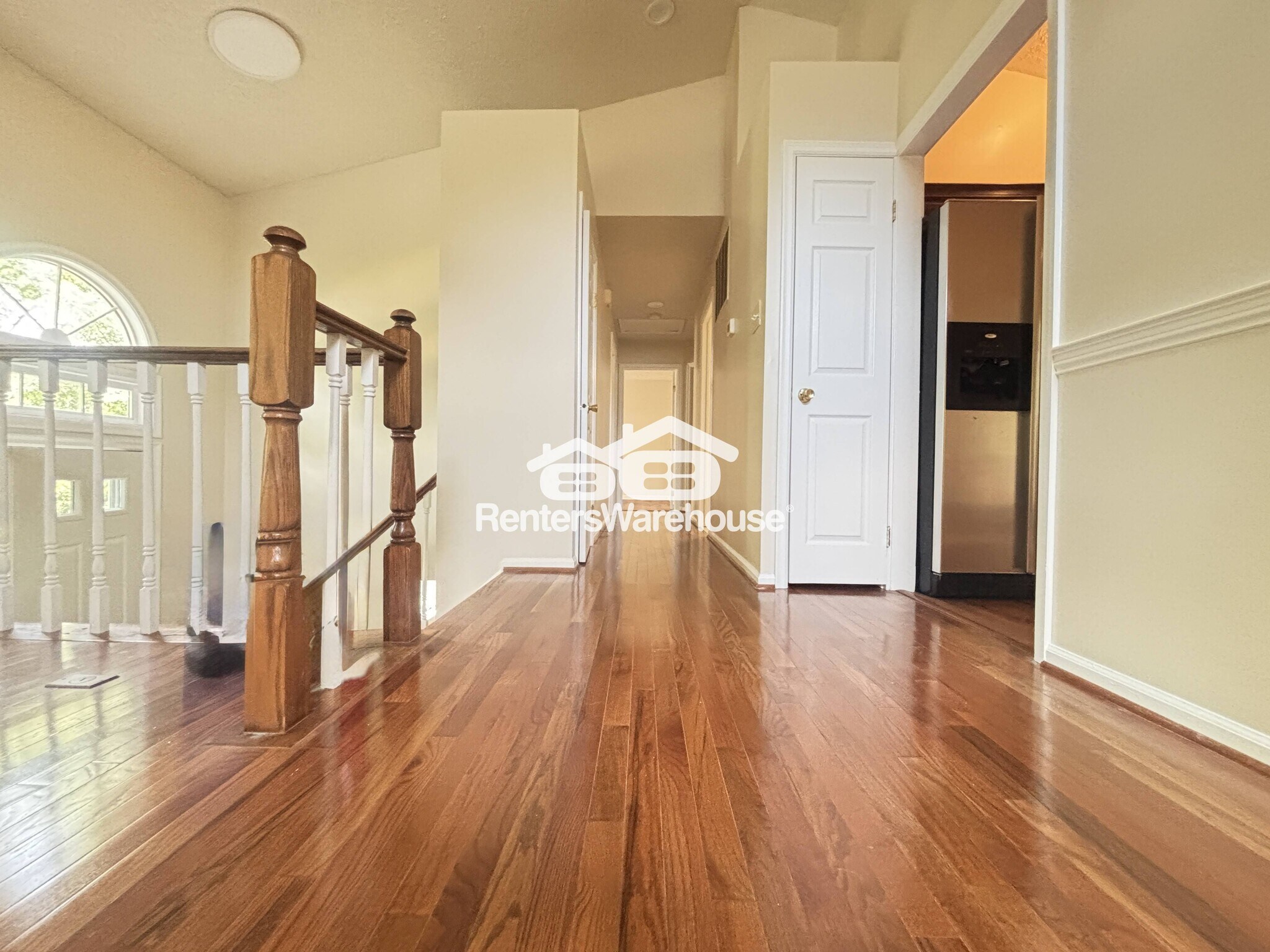 Building Photo - 20925 Shakespeare Dr