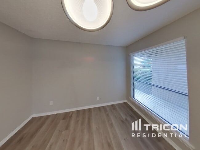 Building Photo - 2813 Whitehurst Dr