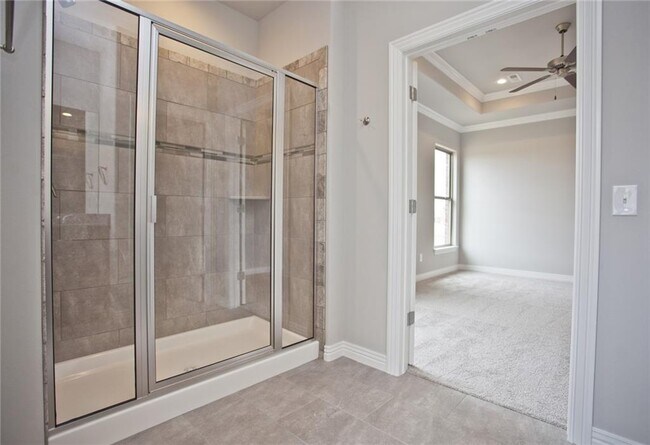 Building Photo - 1004 Taylor