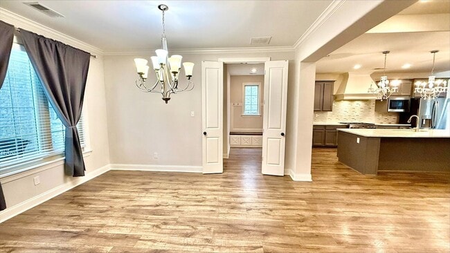 Building Photo - 10012 Adagio Cv