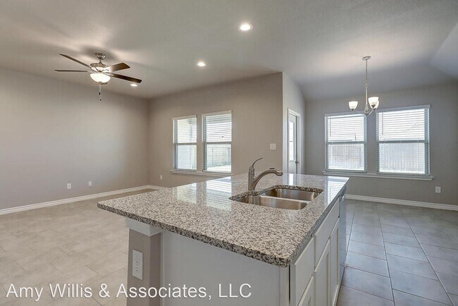 Building Photo - 3 br, 2 bath House - 1278 Carnaby