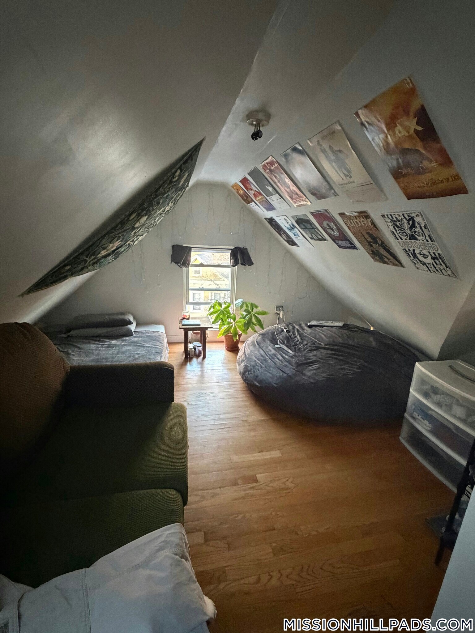 Building Photo - 1 Sachem St