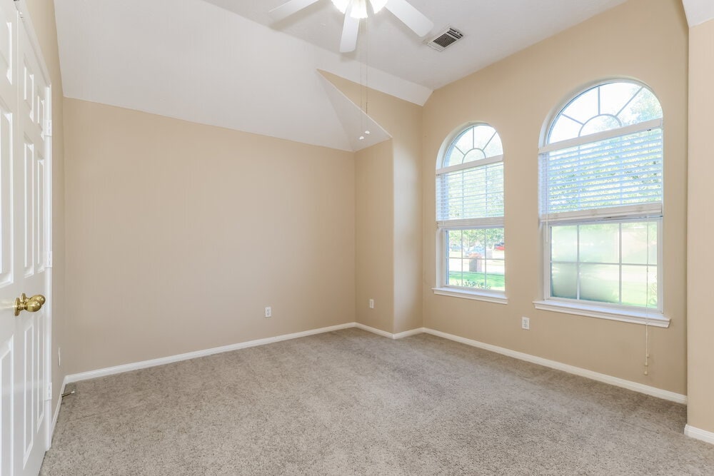 Building Photo - 3223 Spring Ranch Ln