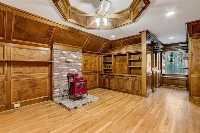 Building Photo - 344 Lost Creek Dr NW