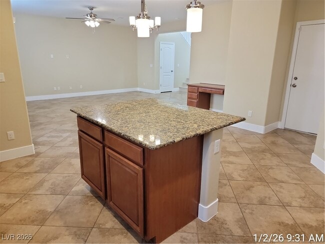 Building Photo - 10432 Yew Blossom Ave