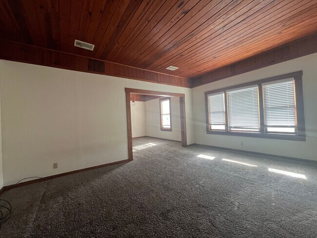 Building Photo - Adorable 3 bed/2 bath home in Plant City