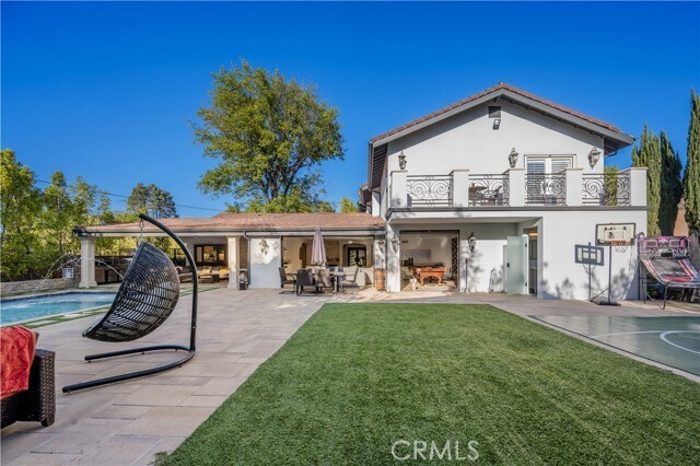 Building Photo - 3677 Eddingham Ave