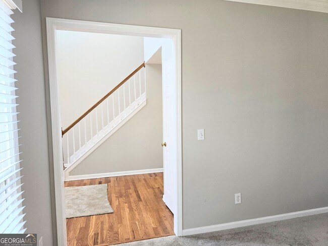 Building Photo - 641 Olde Ivy Way