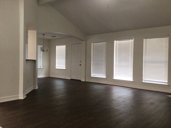 Building Photo - 16303 Mango Ridge Ct