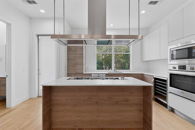 Building Photo - 4920 Lexington Ct