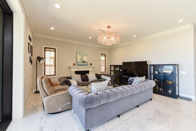 Building Photo - 222 Clear Falls