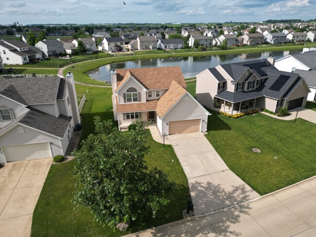 Building Photo - 3922 Wildflower Dr